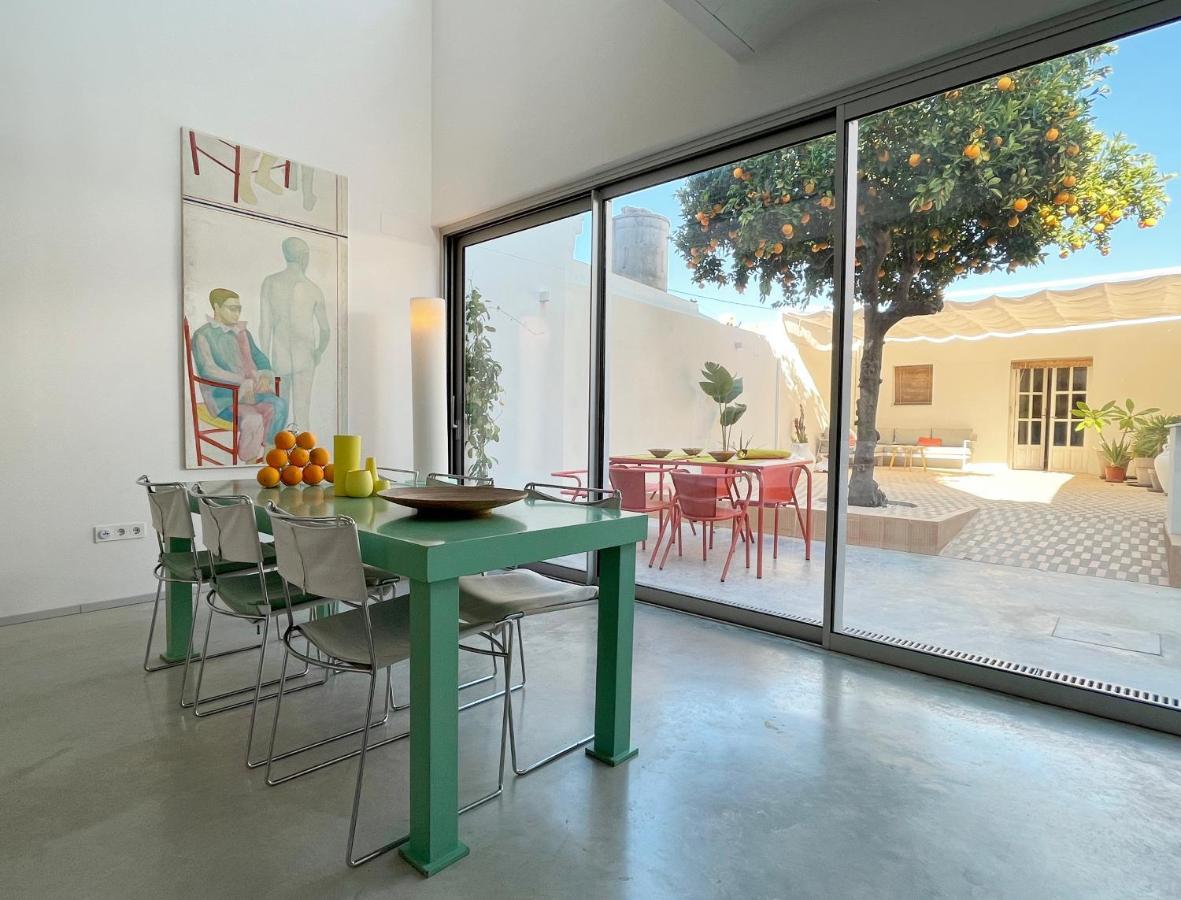 Design & Art, Patio With Orange Tree, Near Seville Carrion de Los Cespedes Eksteriør billede